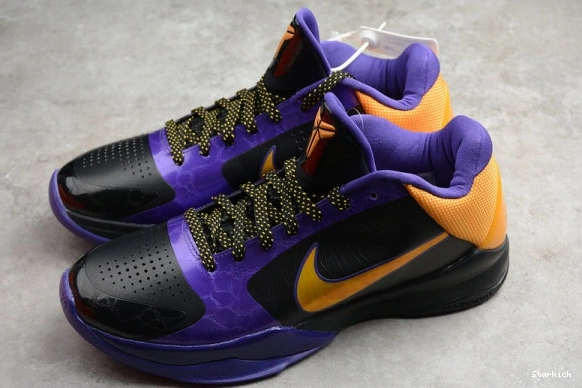 5  Kobe Lakers 386429-071 Nike 0306